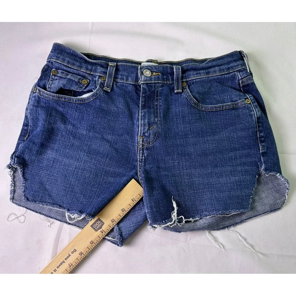 Levi's 515 Cut Off Shorts Women's Size 8 S/C Denim Frayed Hem Boho Y2K Mid Rise‎